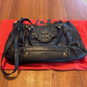 Gorgeous Tory Burch Leather Bag